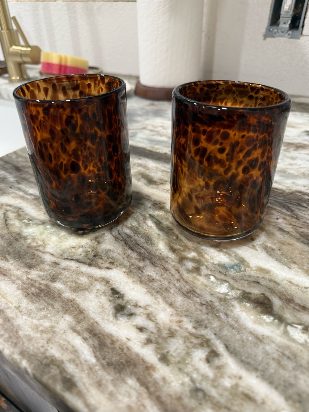 crown & ivy Tortoiseshell Amber Brown Glass Vases